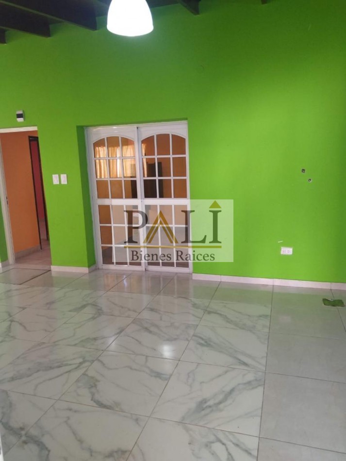 OPORTUNIDAD VENTA URGENTE - amplia Casa en excelente ubicacion