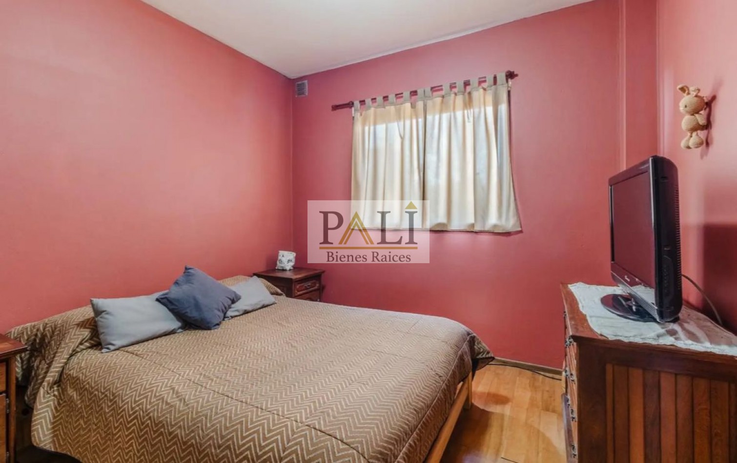 OPORTUNIDAD EXCELENTE DEPARTAMENTO 3 AMBIENTES EN BERAZATEGUI - VENTA - APTO CREDITO 