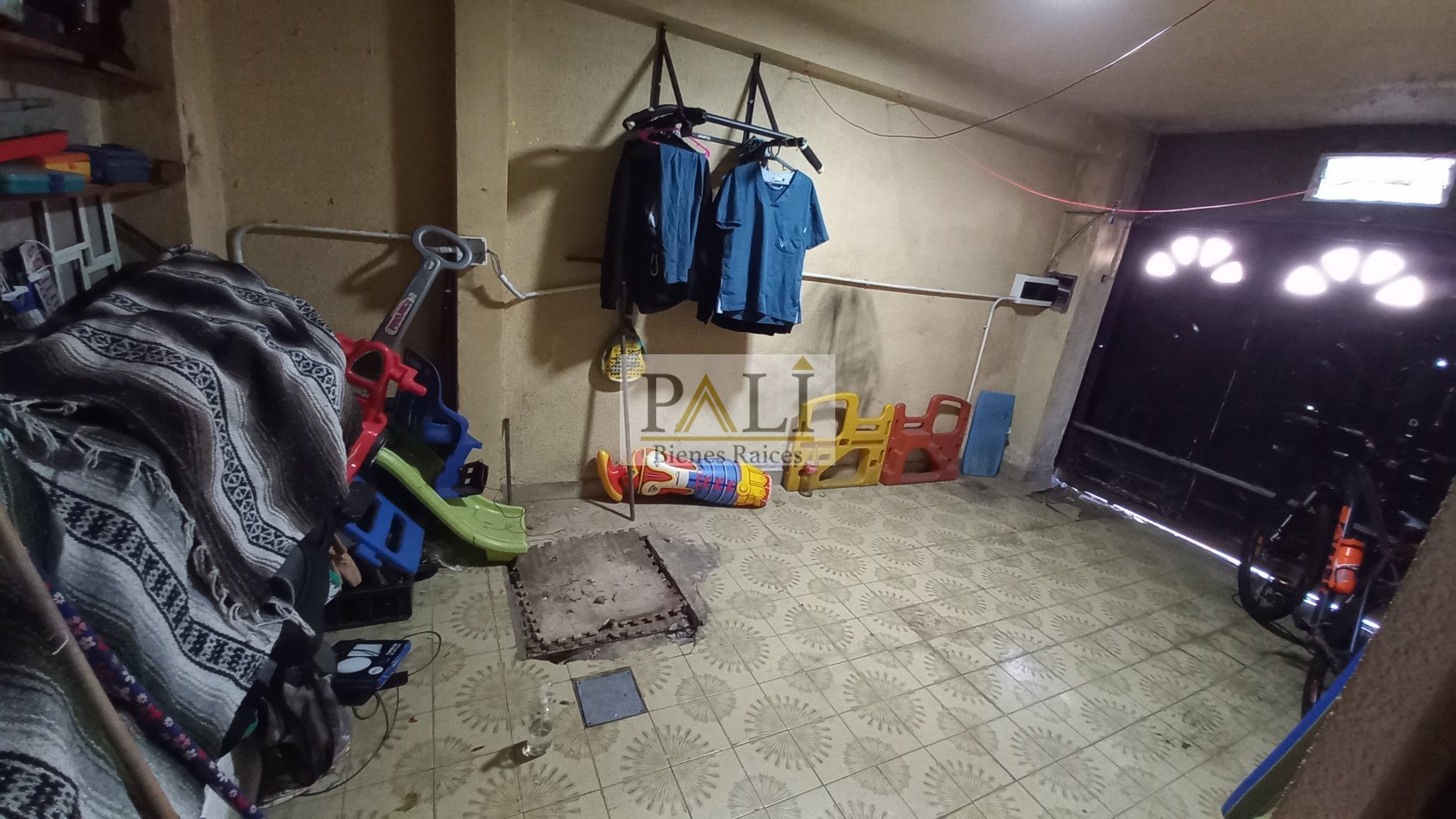 PH de 2 plantas EN VENTA - Quilmes Oeste - APTA CREDITO