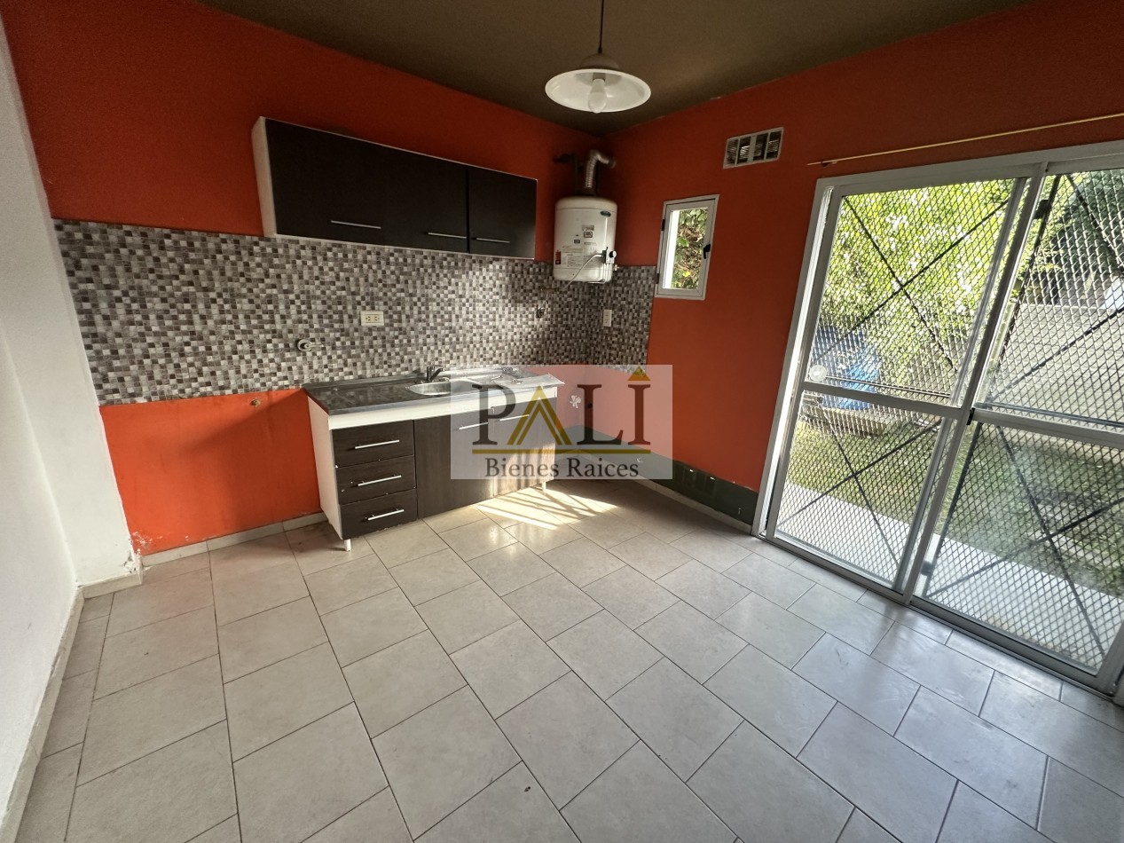 Alquiler duplex 4 ambientes Florencio Varela 