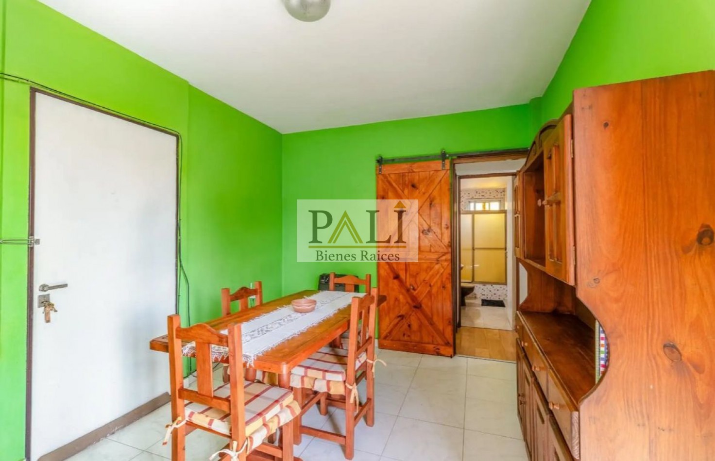 OPORTUNIDAD EXCELENTE DEPARTAMENTO 3 AMBIENTES EN BERAZATEGUI - VENTA - APTO CREDITO 