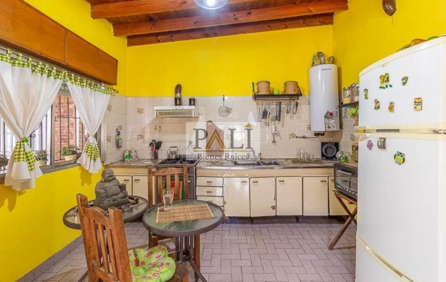 Oportunidad Casa 4 ambientes con piscina en Florencio Varela