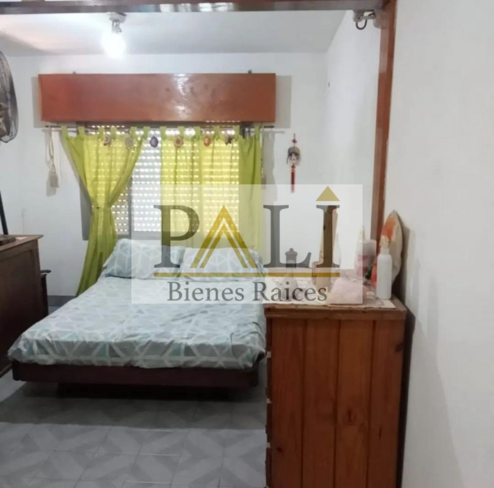 OPORTUNIDAD CASA 4 AMBIENTES EN VENTA - QUILMES OESTE