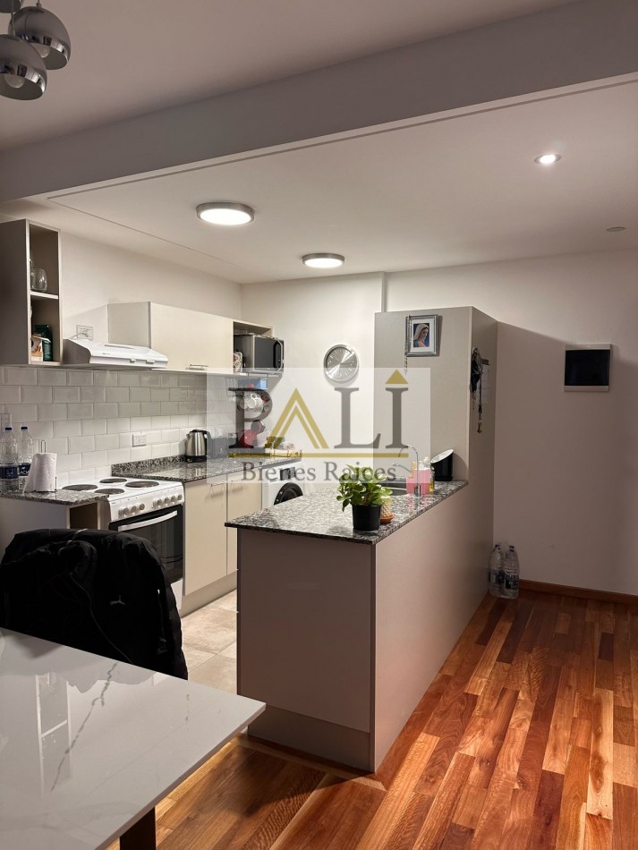 EXCELENTE DEPARTAMENTO 2 AMBIENTES EN ALQUILER - BERAZATEGUI CENTRO