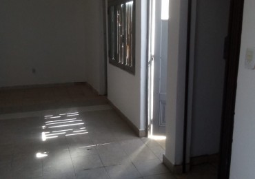 Se alquila PH 2 ambientes 