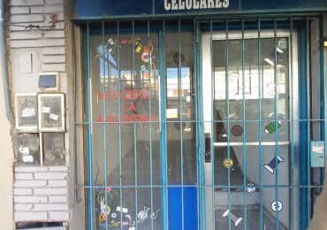 LOCAL EN ALQUILER - SOBRE AVENIDA - QUILMES OESTE