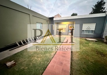 Casa con Departamento a la Venta APTA CREDITO HIPOTECARIO- Berazategui Oeste